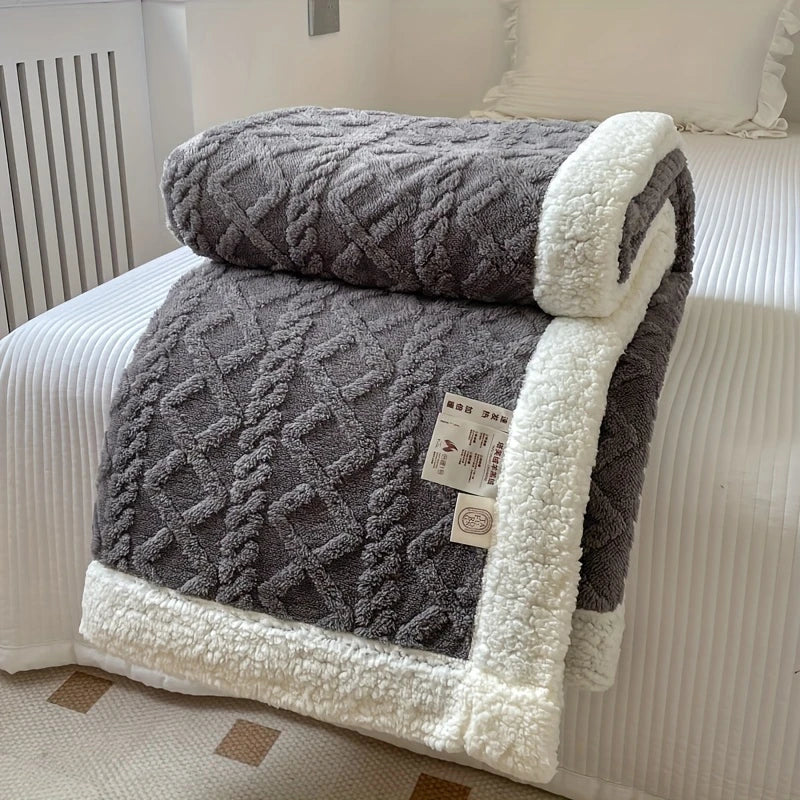Arden Casa Luxe Fleece Blanket